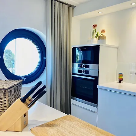 Apartment Penthouse 17 Im Haus Duene 7 Prora *